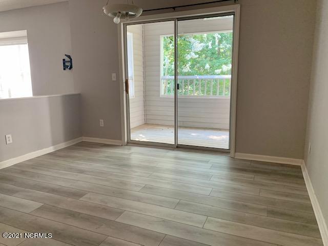 2597 Thackery Road, Unit G Greenville, NC 27858 - Photo 8 of 22 IMG_9115