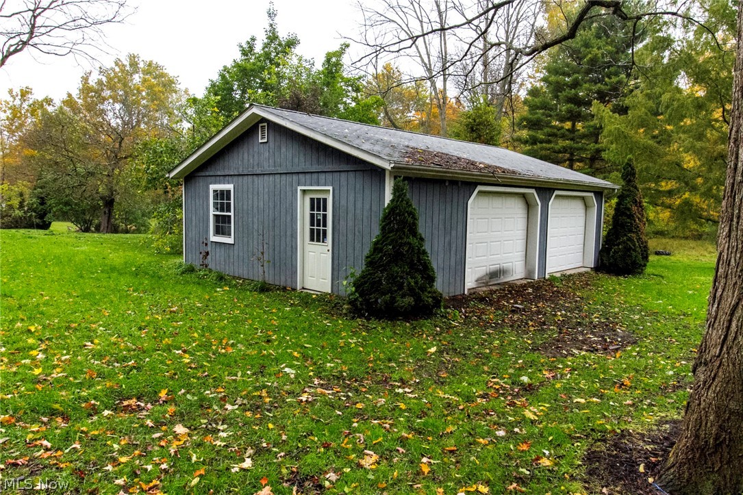 1923 Dock Road Madison, OH 44057 - Photo 5 of 35