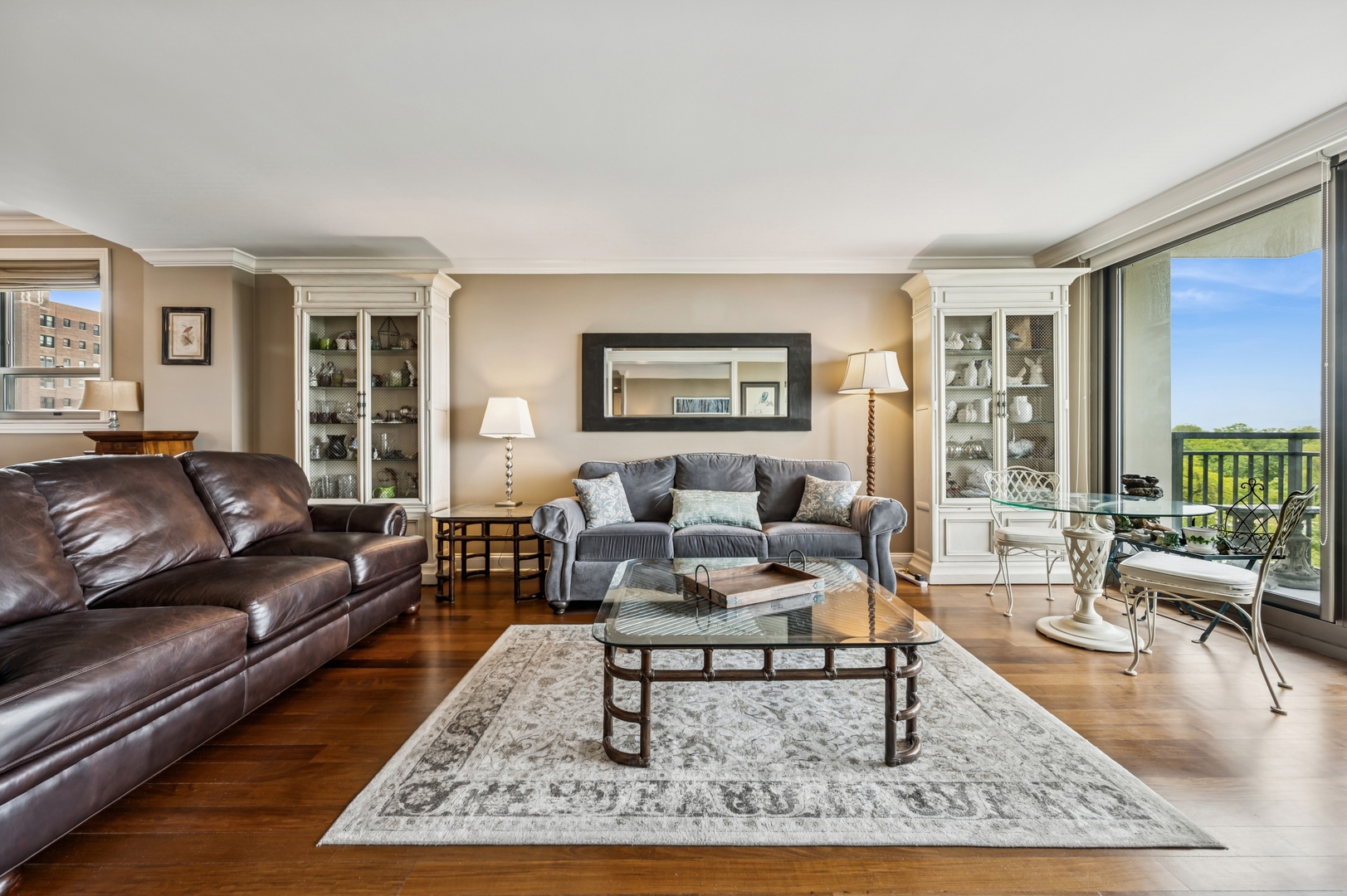 3470 North Lake Shore Drive, Unit 9BC Chicago, IL 60657 - Photo 6 of 21 a living room with furniture rug and window