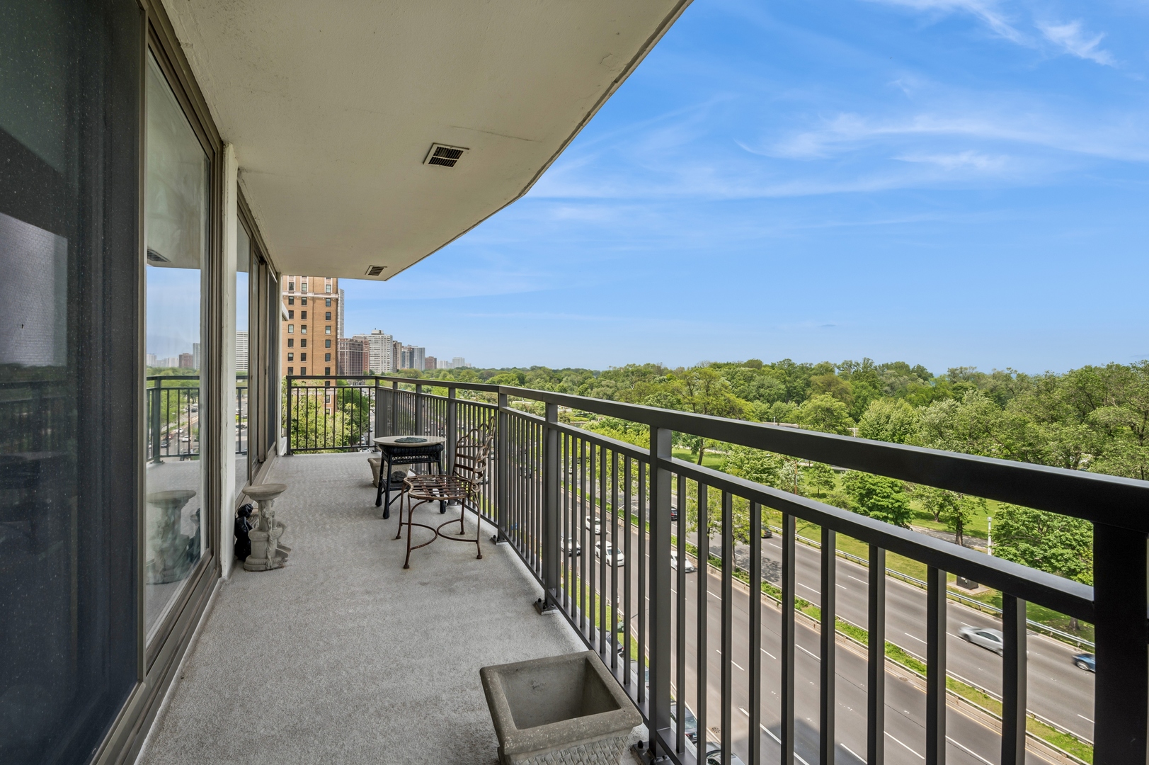 3470 North Lake Shore Drive, Unit 9BC Chicago, IL 60657 - Photo 9 of 21 a view of roof deck with furniture