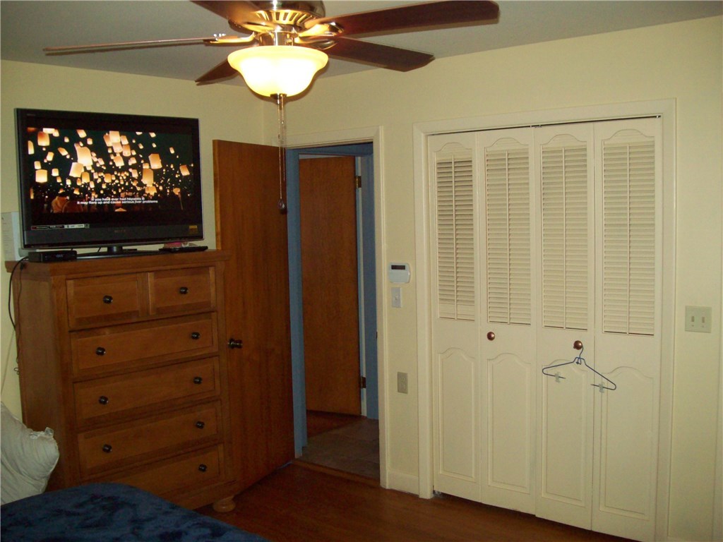 34 Everett Road Cranston, RI 02920 - Photo 17 of 34 MASTER BEDROOM
