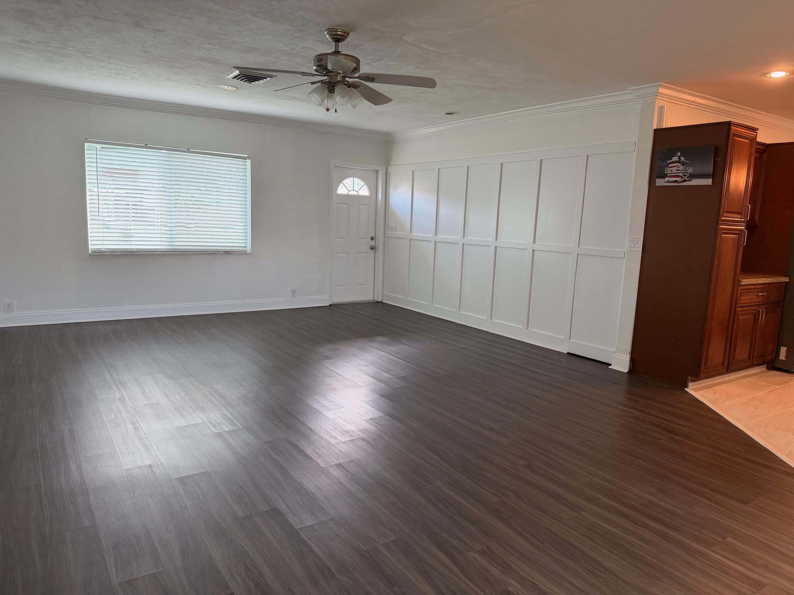 3 Forest Hills Lane Boca Raton, FL 33431 - Photo 3 of 13 LIVING ROOM
