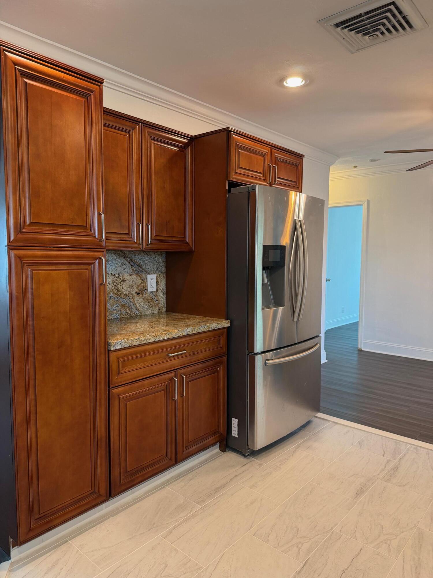3 Forest Hills Lane Boca Raton, FL 33431 - Photo 5 of 13 KITCHEN
