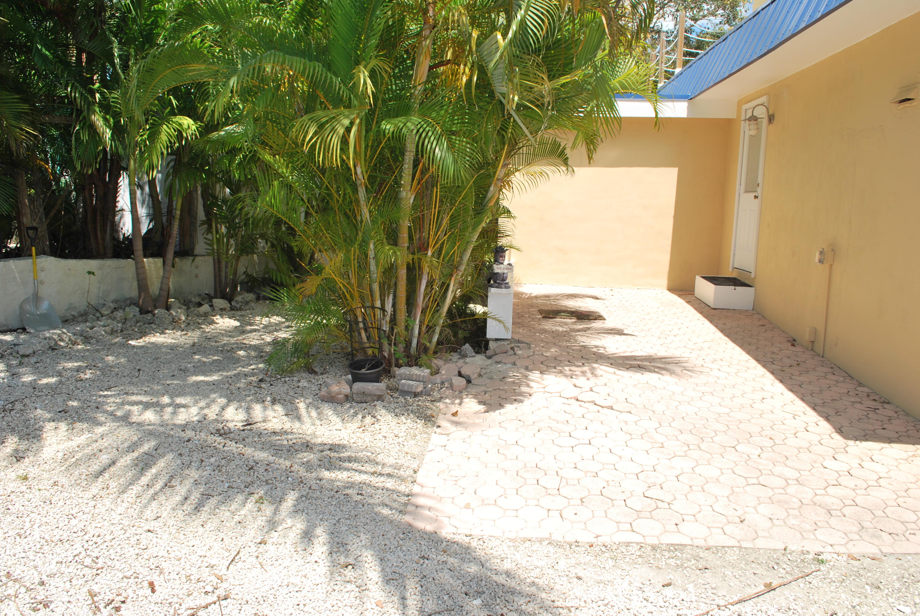1155 Warner Road Summerland Key, FL 33042 - Photo 30 of 40 DSC_1066 (1)