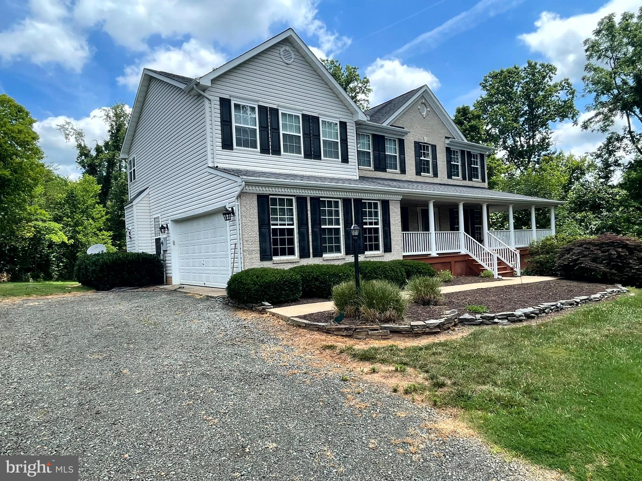 8235 Rogues Road Catlett, VA 20119 - Photo 89 of 106 Left View