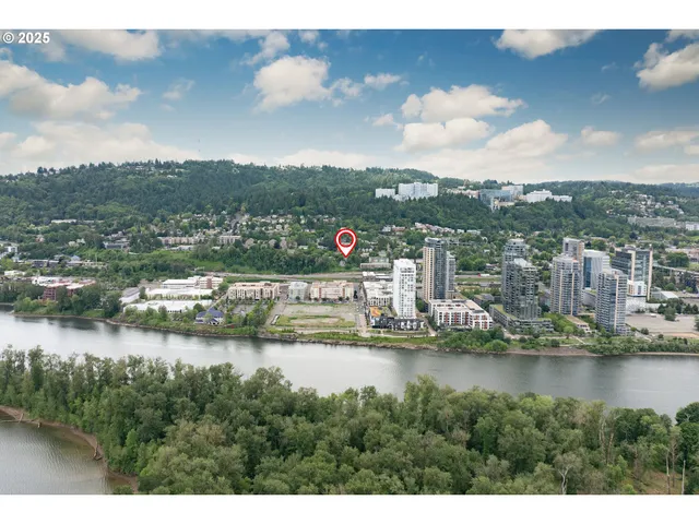 $1,500,000 | 3906 South Kelly Avenue, Portland, OR 97239