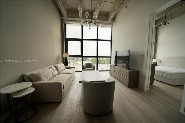 $2,500 | 7920 Northeast 2nd Avenue, Unit 402, Miami, FL 33138