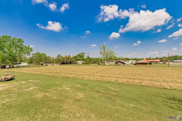 $350,000 | 12451 Highway 431, Gonzales, LA 70737