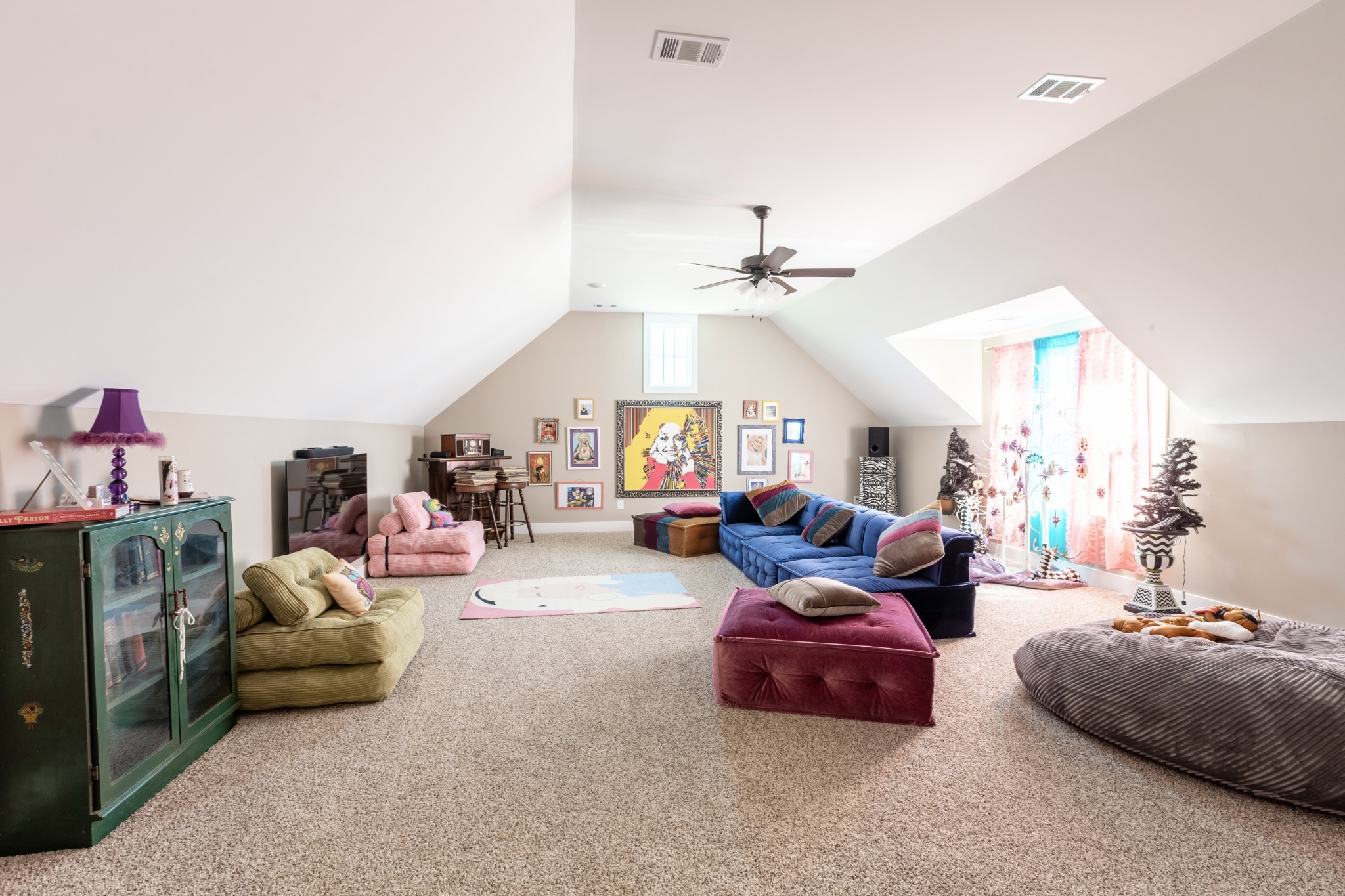 3378 New Hall Road Greenbrier, TN 37073 - Photo 7 of 67 a living room with furniture and a chandelier