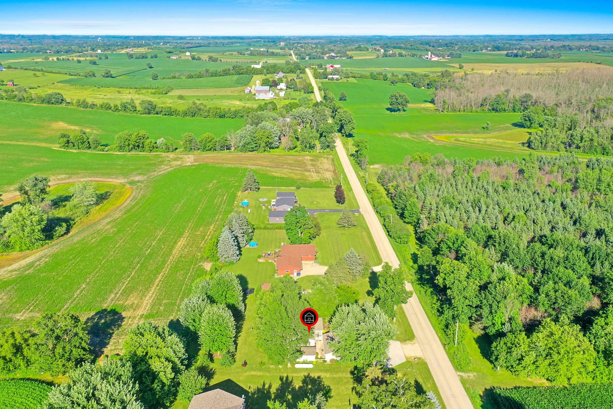 W10298 School Road Hortonville, WI 54944 - Photo 41 of 43