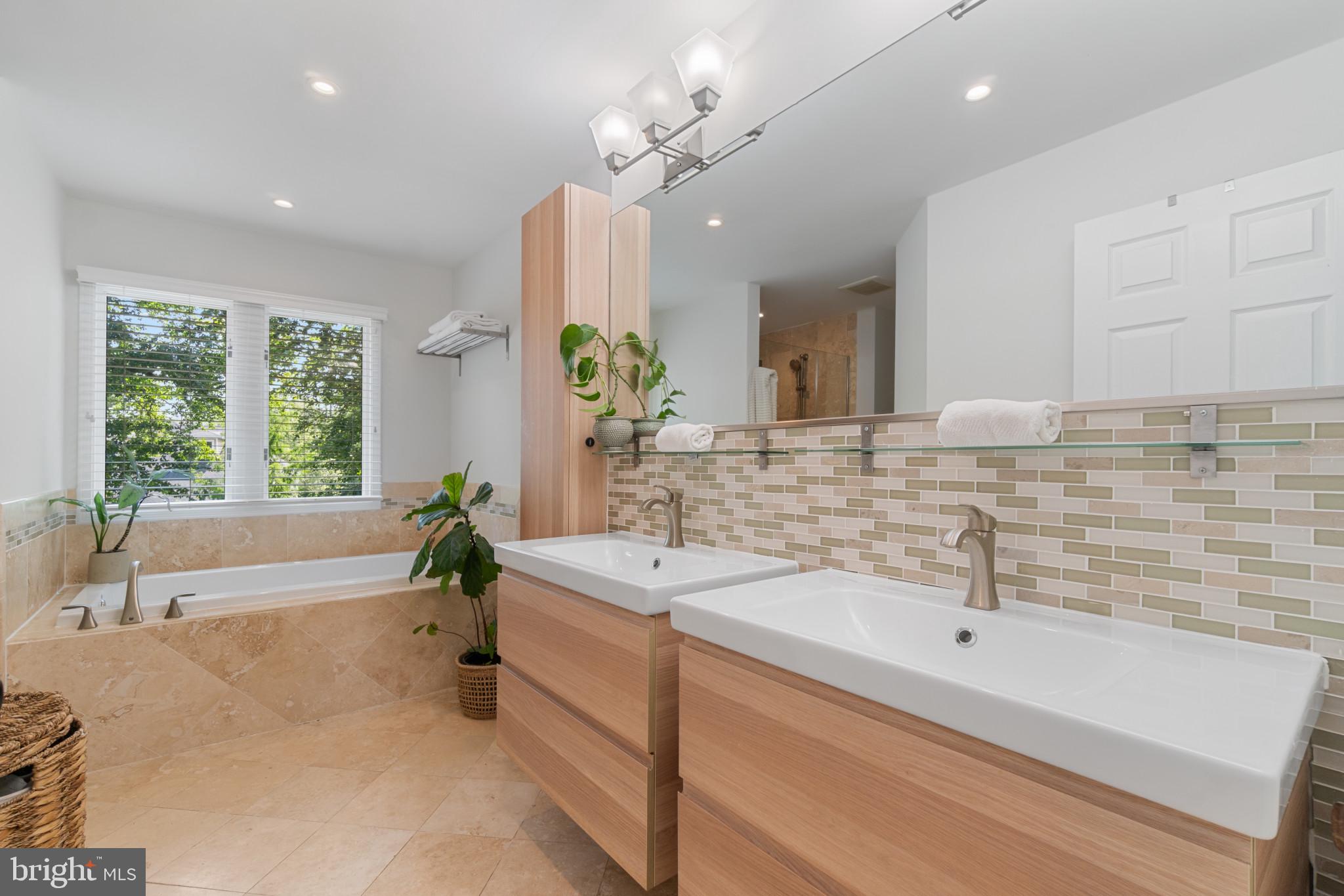 1432 Oak Bluff Road Edgewater, MD 21037 - Photo 21 of 46 Updated Spa-Like En-Suite Primary Bath