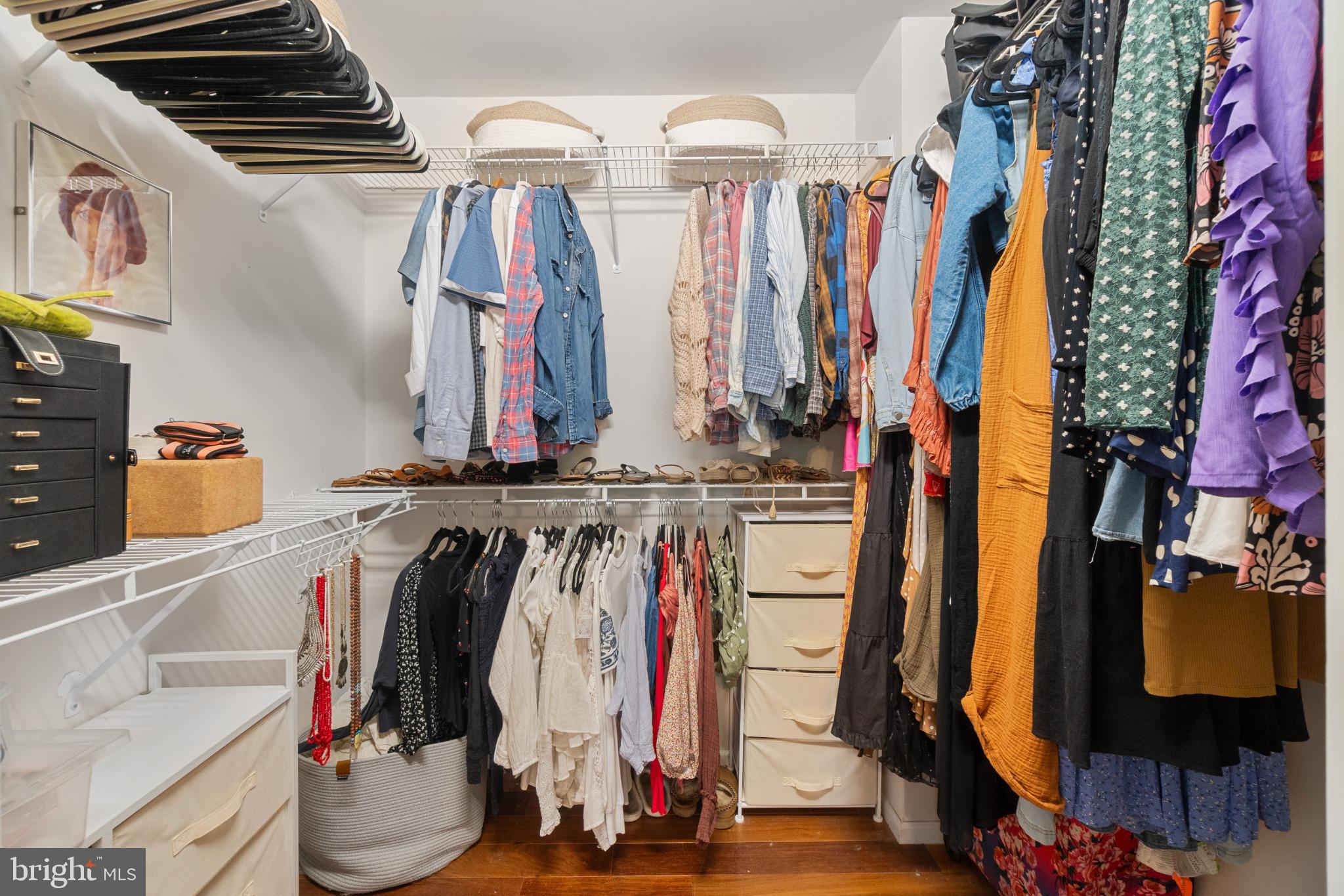 1432 Oak Bluff Road Edgewater, MD 21037 - Photo 24 of 46 Large Primary 1st Walk-In Closet