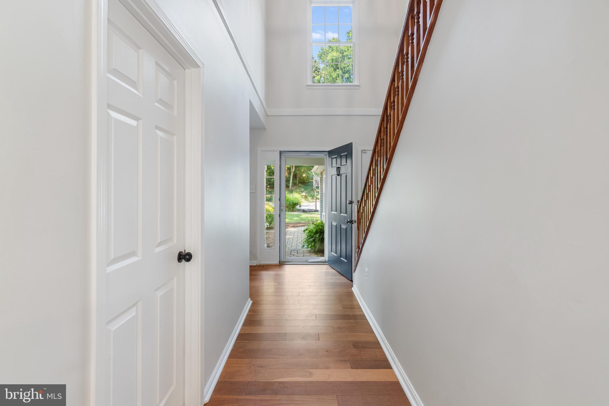 1432 Oak Bluff Road Edgewater, MD 21037 - Photo 3 of 46