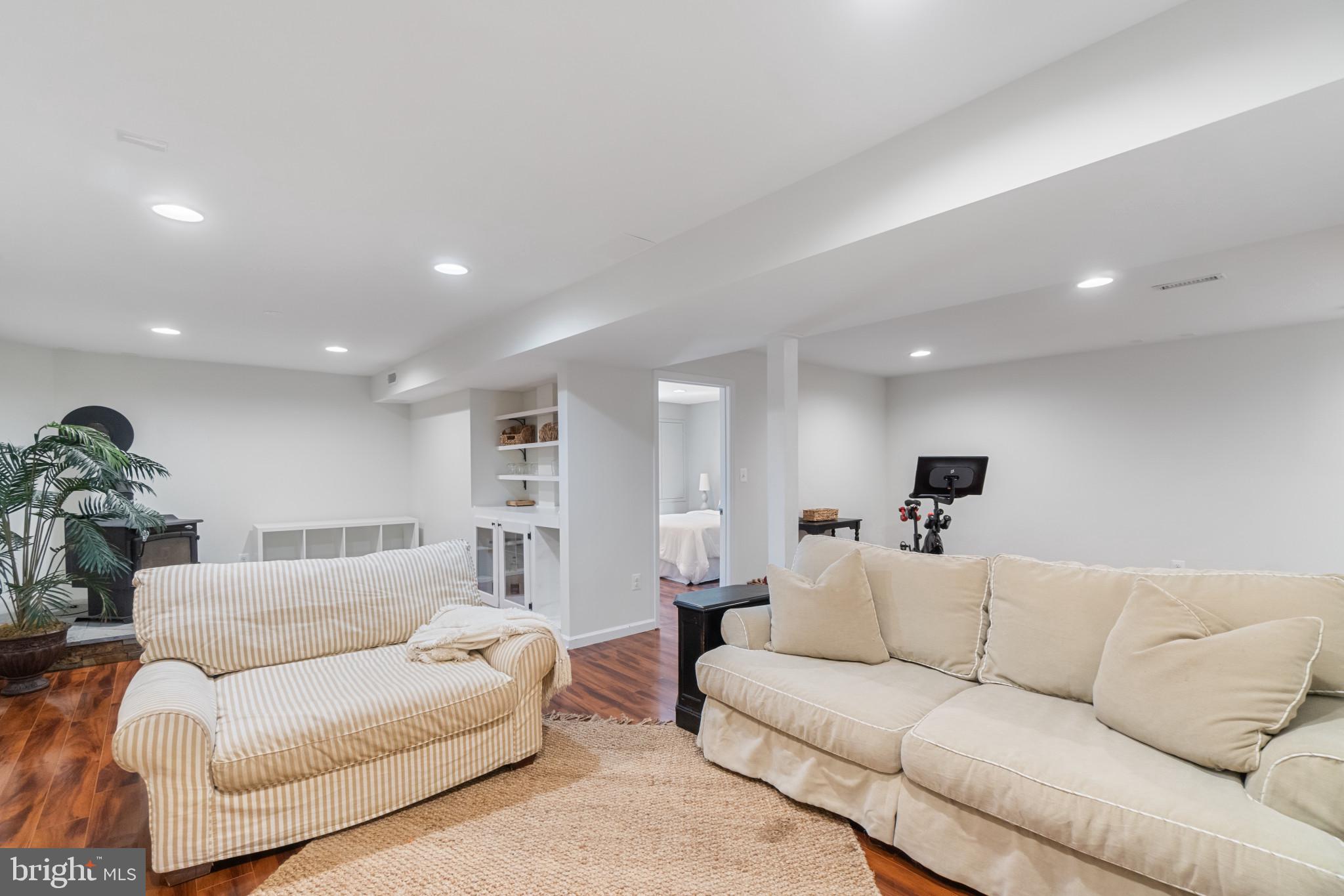 1432 Oak Bluff Road Edgewater, MD 21037 - Photo 32 of 46