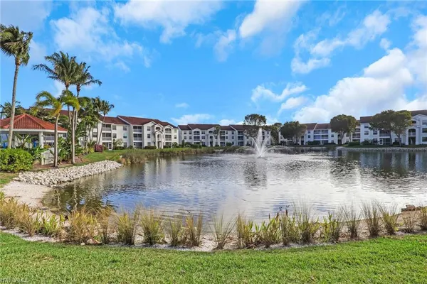 $350,000 | 4610 St Croix Lane, Unit 1031, Naples, FL 34109