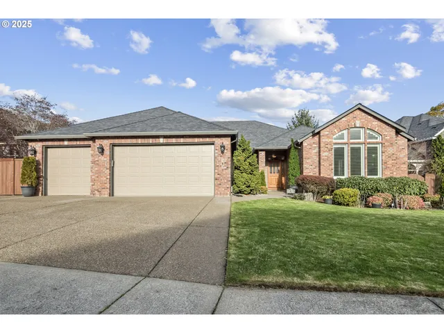 $1,040,000 | 1627 Northwest 35th Circle, Camas, WA 98607