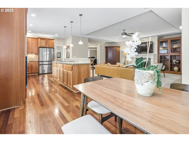 $1,040,000 | 1627 Northwest 35th Circle, Camas, WA 98607