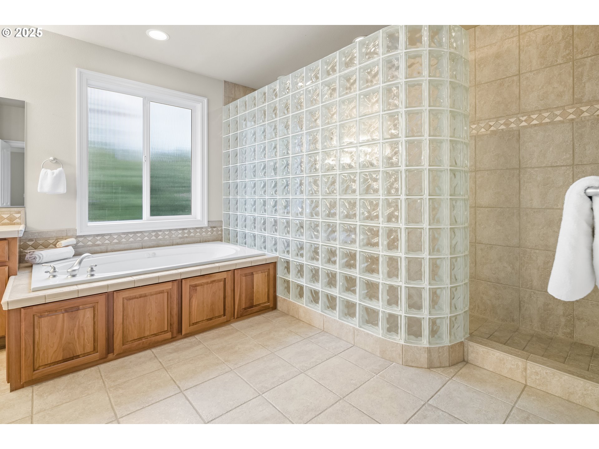 1627 Northwest 35th Circle Camas, WA 98607 - Photo 25 of 40