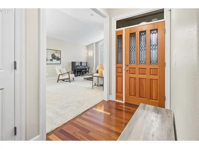 $1,040,000 | 1627 Northwest 35th Circle, Camas, WA 98607