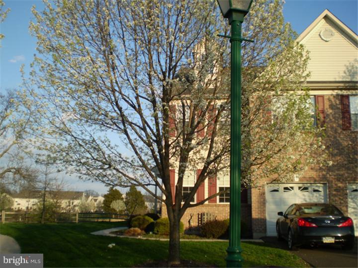 129 Raintree Crossing Hatfield, PA 19440 - Photo 1 of 16 Exterior Front