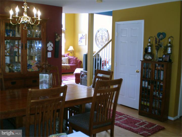 129 Raintree Crossing Hatfield, PA 19440 - Photo 4 of 16 Dining Room