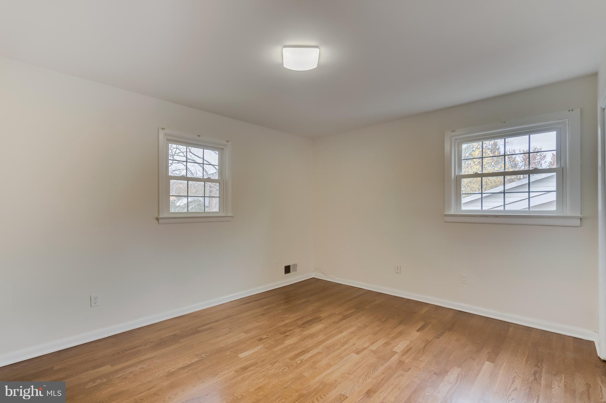1017 Chiswell Lane Silver Spring, MD 20901 - Photo 11 of 34