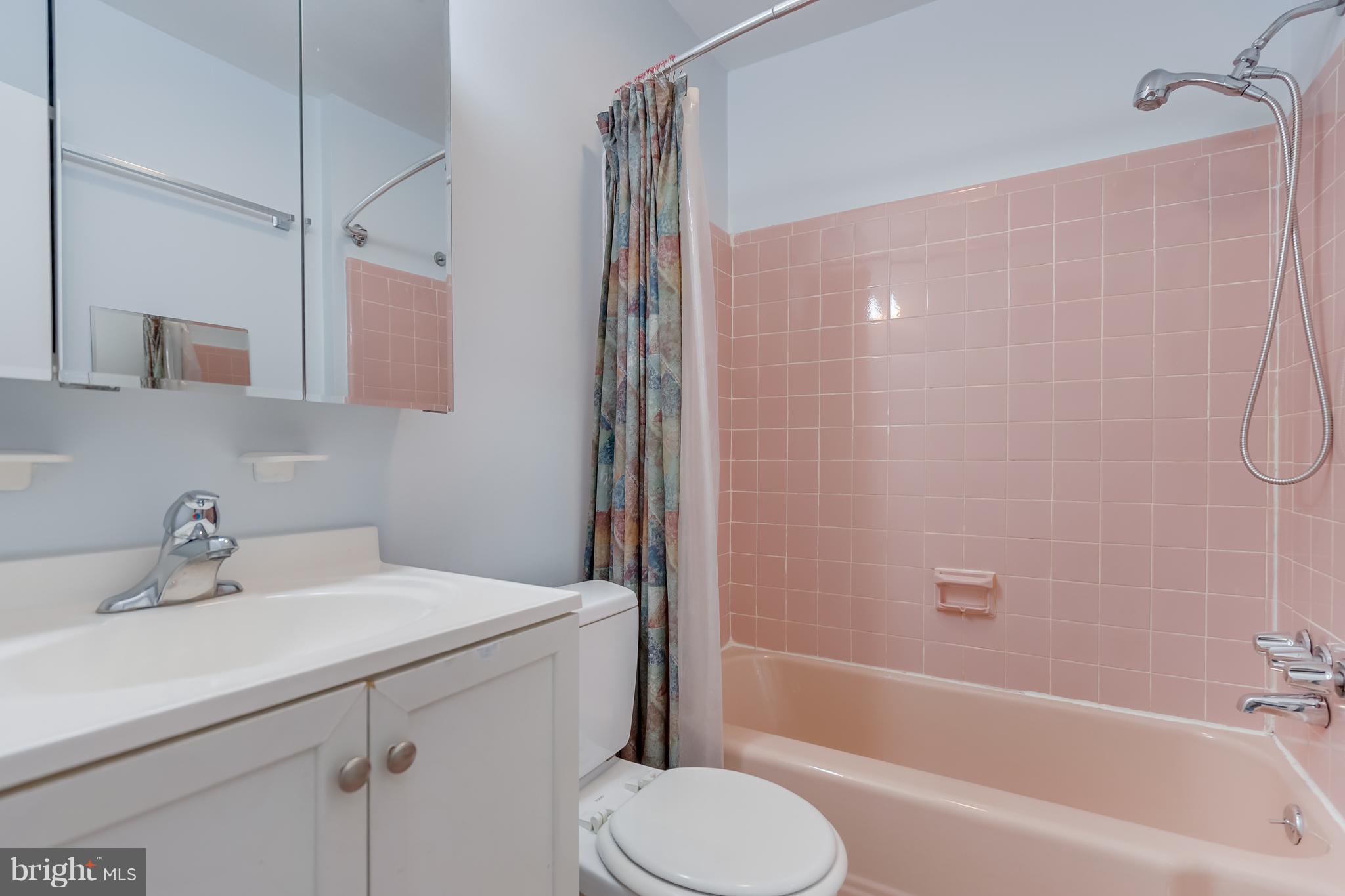 1017 Chiswell Lane Silver Spring, MD 20901 - Photo 7 of 34