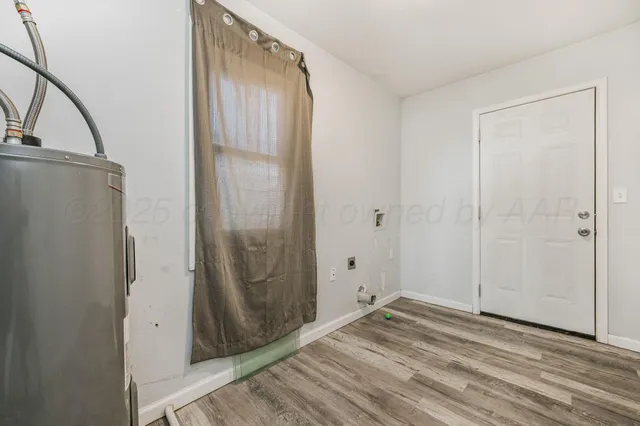 a view of a bathroom