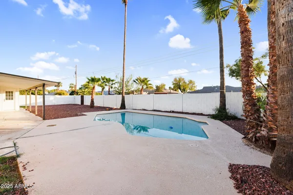 a view of a outdoor space