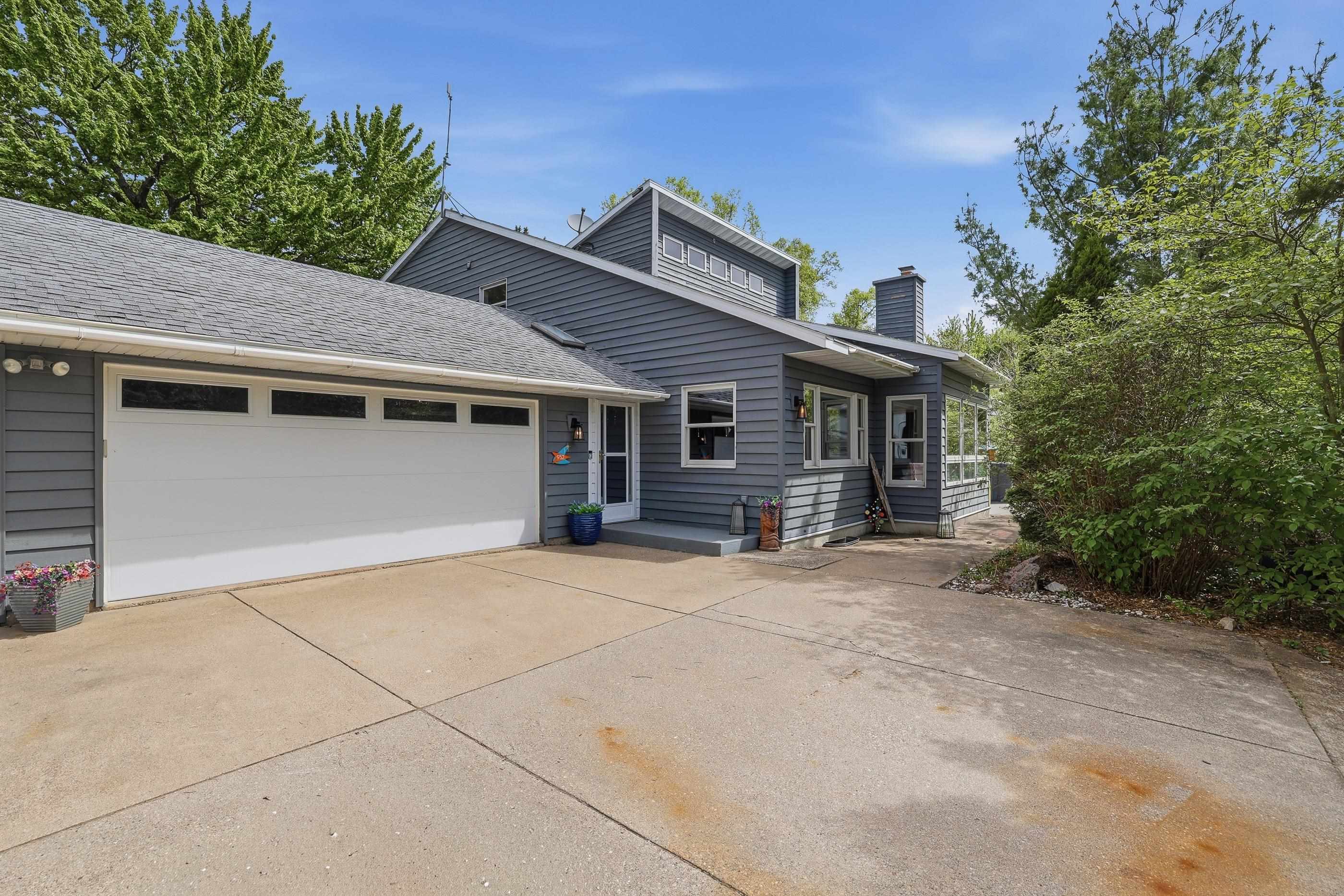 952 West River Road Mosinee, WI 54455 - Photo 1 of 60