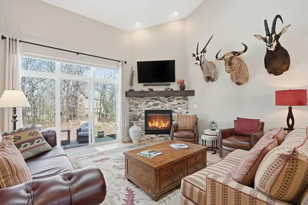 $619,900 | 4075 Wyndham Pointe Circle, Unit 6, Brookfield, WI 53005