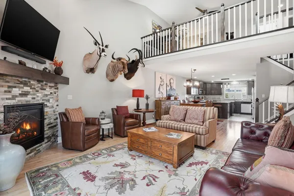 $619,900 | 4075 Wyndham Pointe Circle, Unit 6, Brookfield, WI 53005