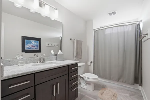 $619,900 | 4075 Wyndham Pointe Circle, Unit 6, Brookfield, WI 53005