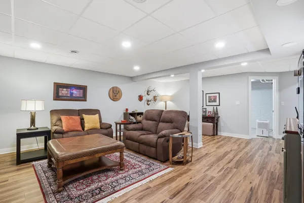 $619,900 | 4075 Wyndham Pointe Circle, Unit 6, Brookfield, WI 53005