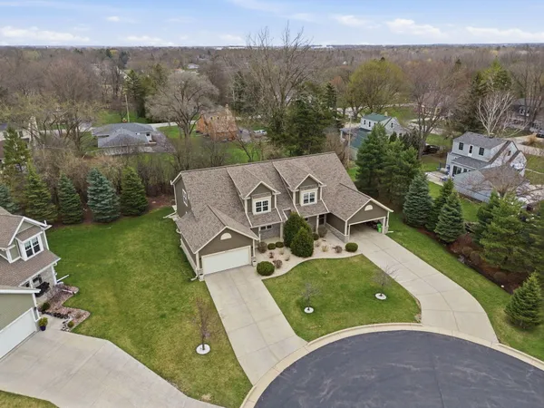 $619,900 | 4075 Wyndham Pointe Circle, Unit 6, Brookfield, WI 53005