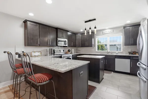 $619,900 | 4075 Wyndham Pointe Circle, Unit 6, Brookfield, WI 53005