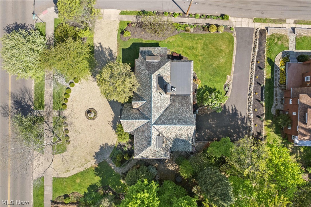 407 Merriman Road Akron, OH 44303 - Photo 34 of 37 View of drone / aerial view