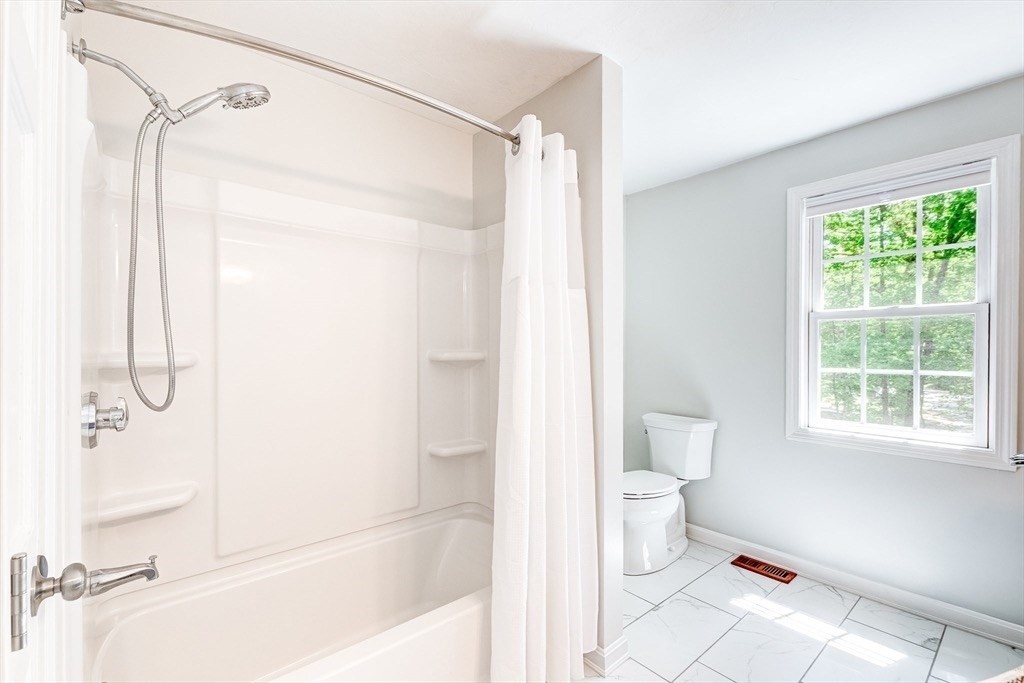 62 East Gardner Road Westminster, MA 01473 - Photo 17 of 42