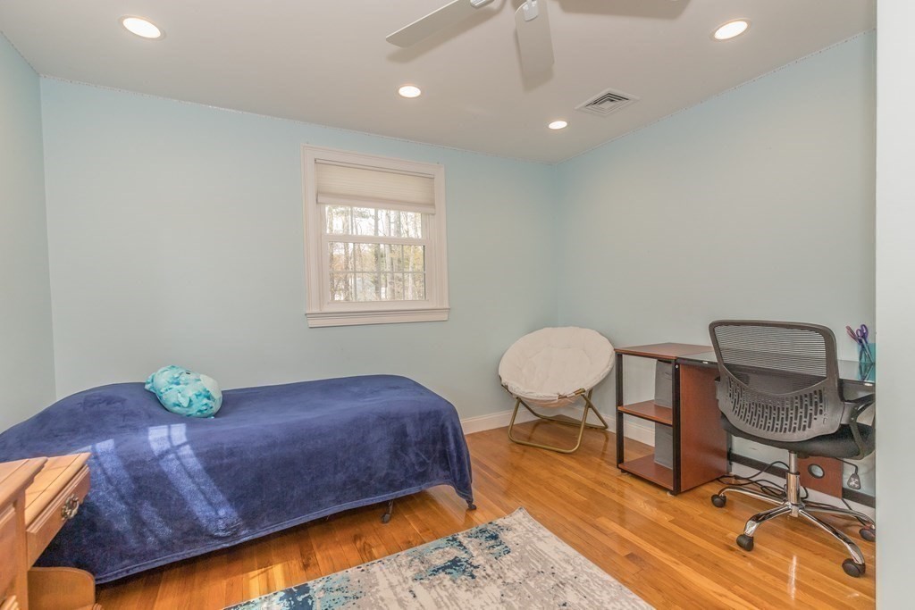 239 Fox Hill Road Burlington, MA 01803 - Photo 33 of 42 Gallery Image 33