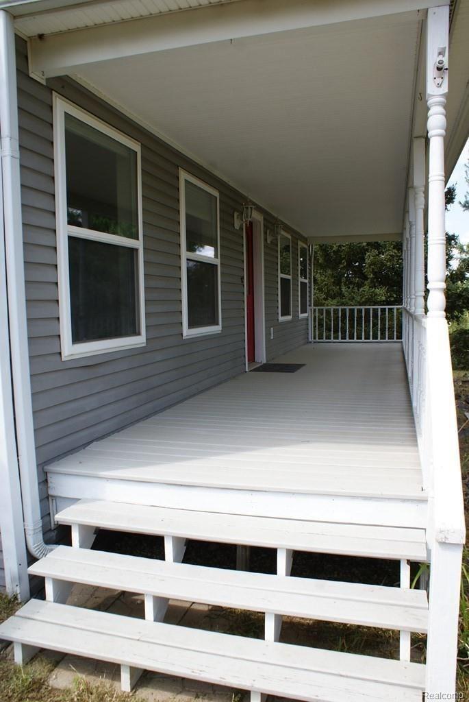 4629 5 Lakes Road North Branch, MI 48461 - Photo 5 of 69 DSC07509.jpg