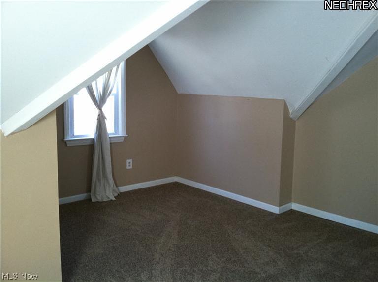 4530 East Berwald Road Cleveland, OH 44121 - Photo 9 of 15