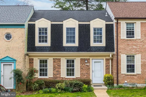 $2,800 | 9823 St Cloud Court, Fairfax, VA 22031