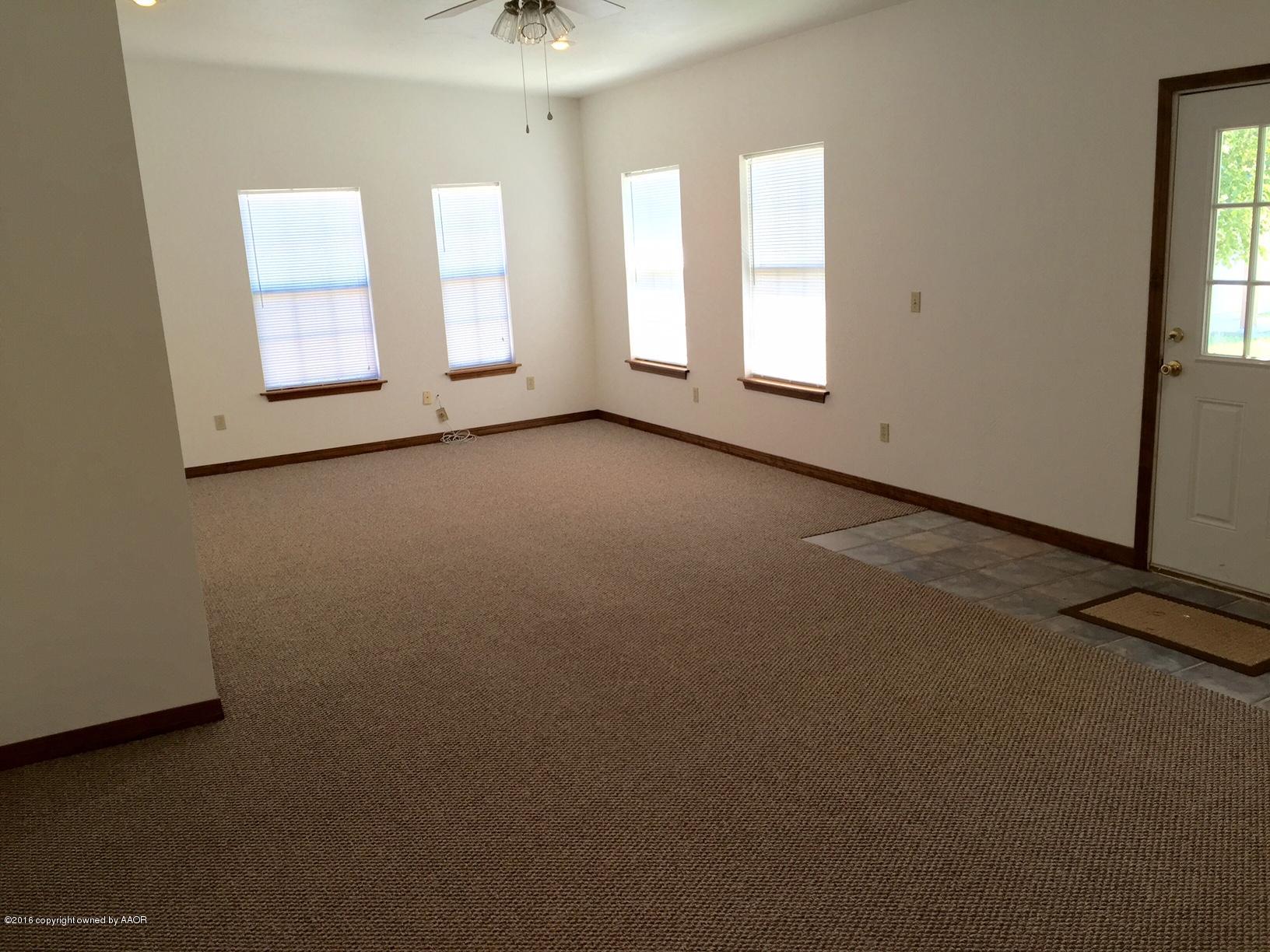 5207 Pico Boulevard Amarillo, TX 79110 - Photo 14 of 29 Den/Game room