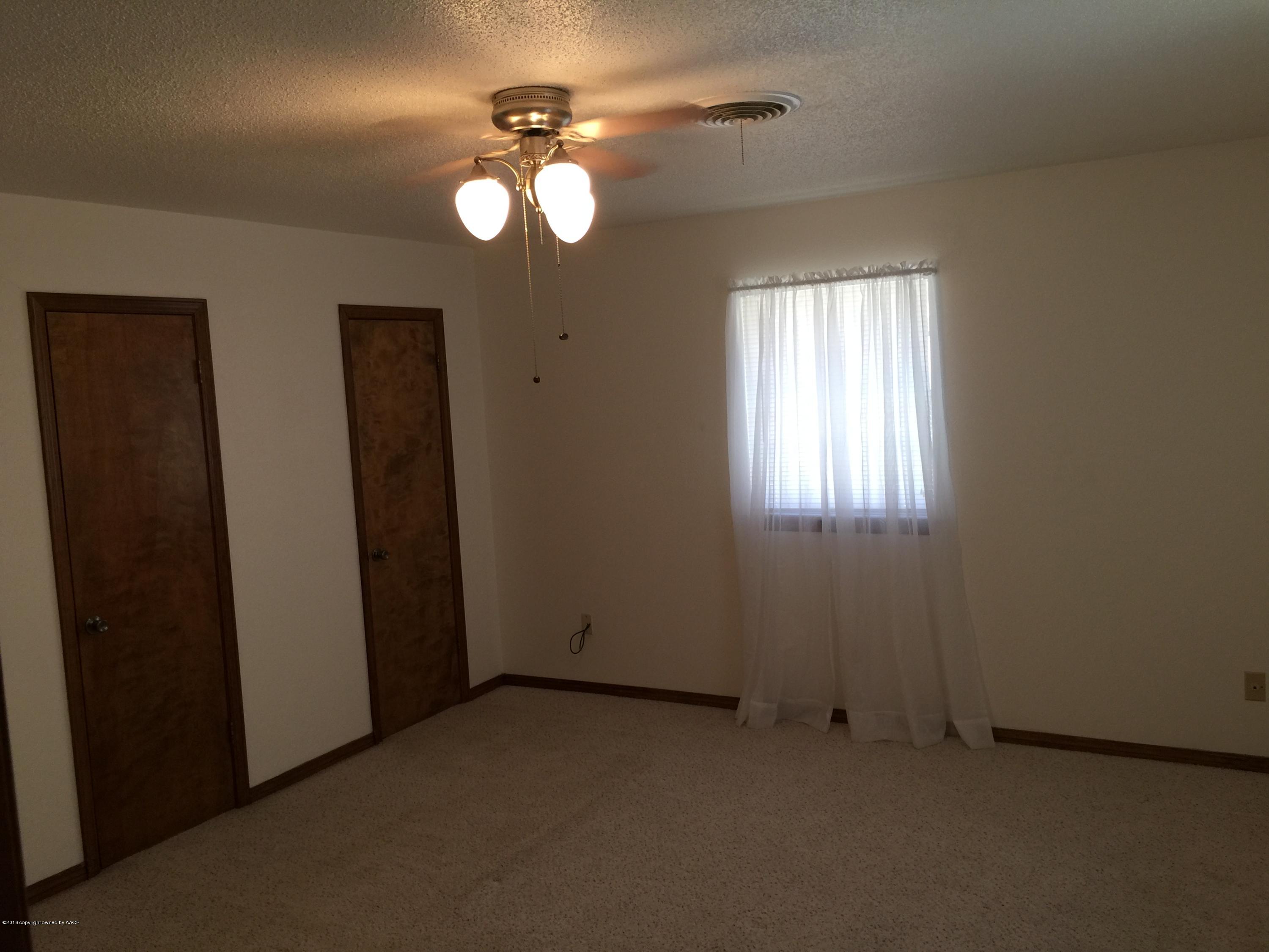 5207 Pico Boulevard Amarillo, TX 79110 - Photo 16 of 29 Master bedroom