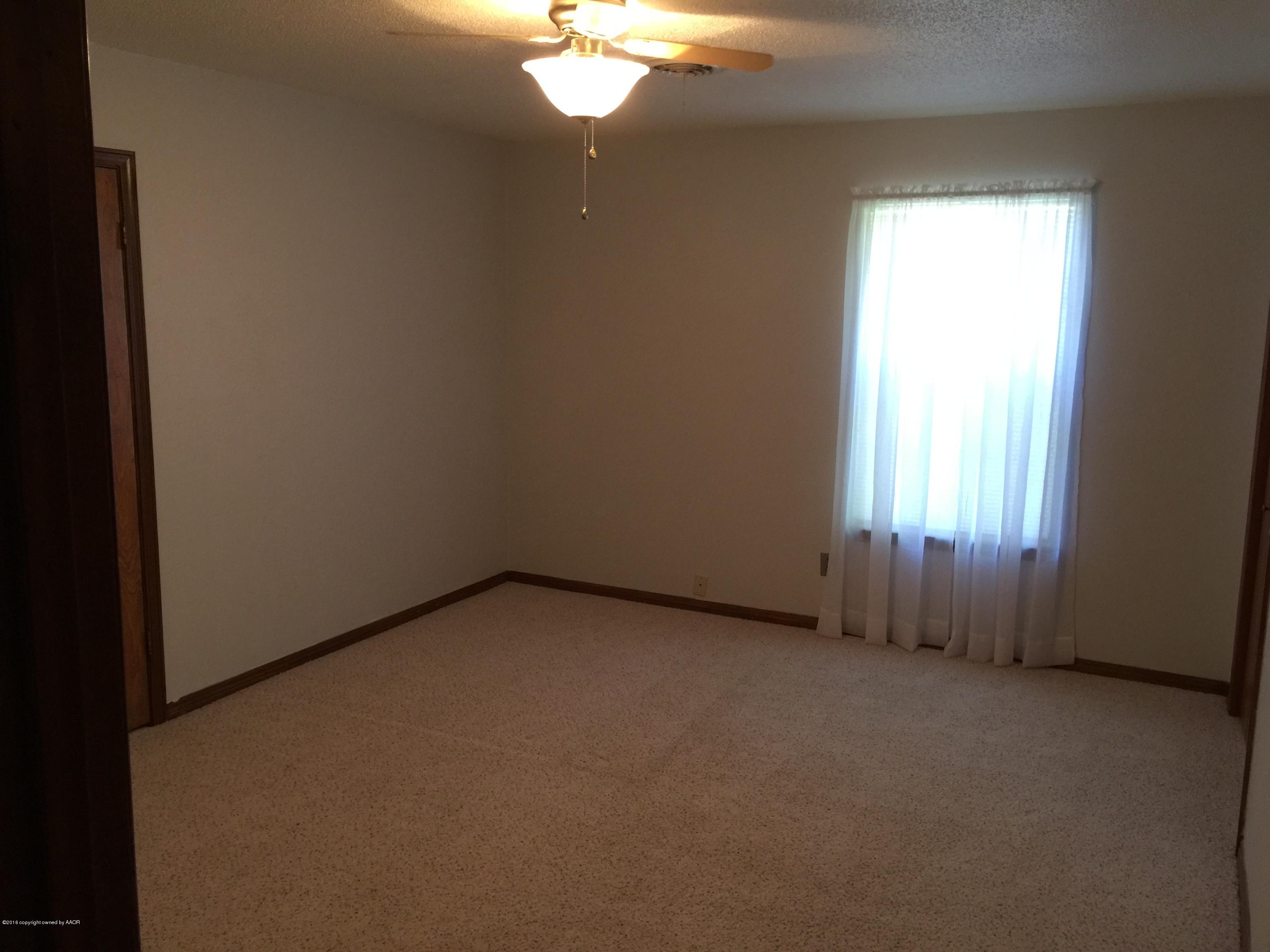 5207 Pico Boulevard Amarillo, TX 79110 - Photo 22 of 29 Bedroom 2