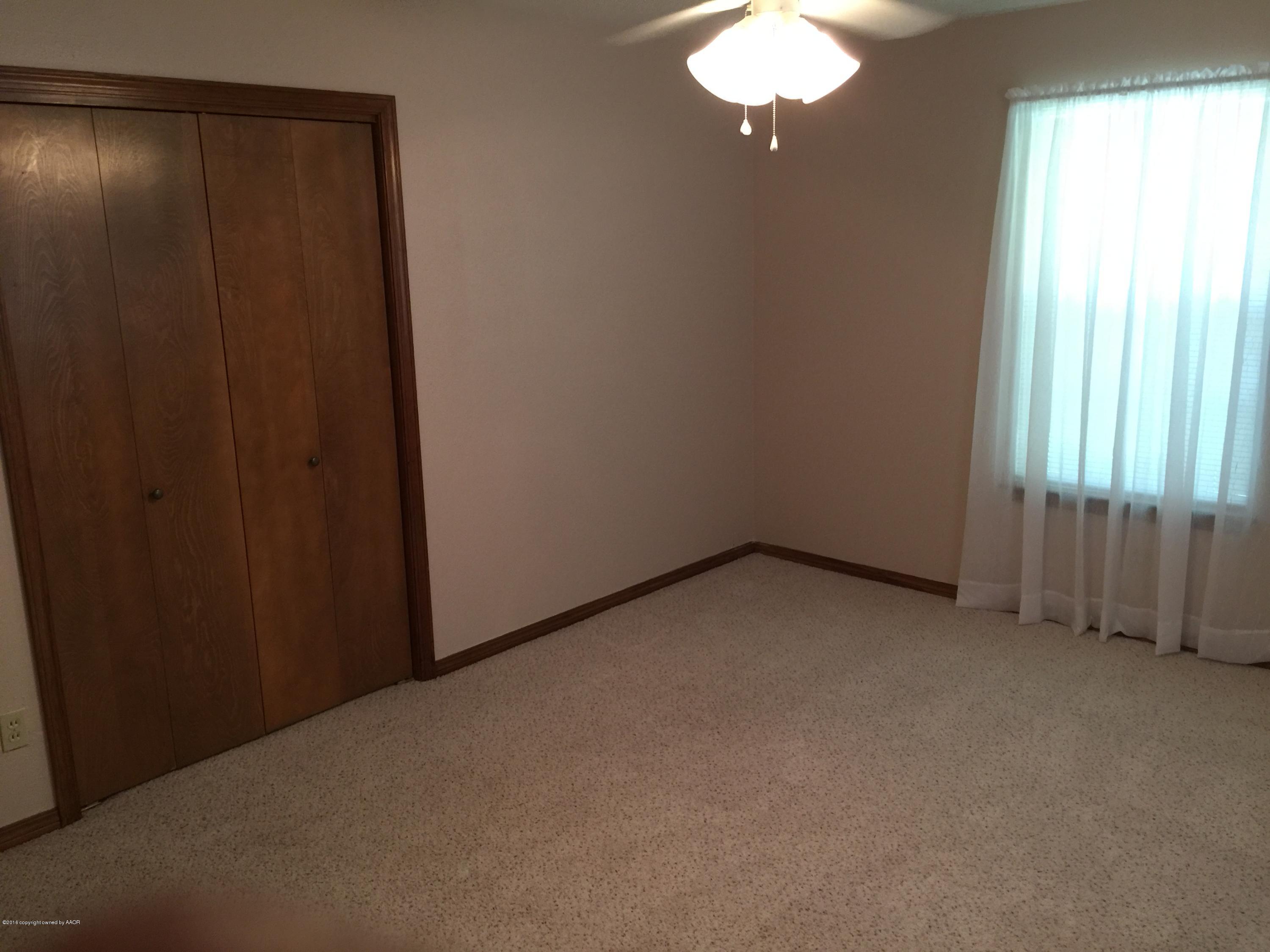 5207 Pico Boulevard Amarillo, TX 79110 - Photo 23 of 29 Bedroom 3