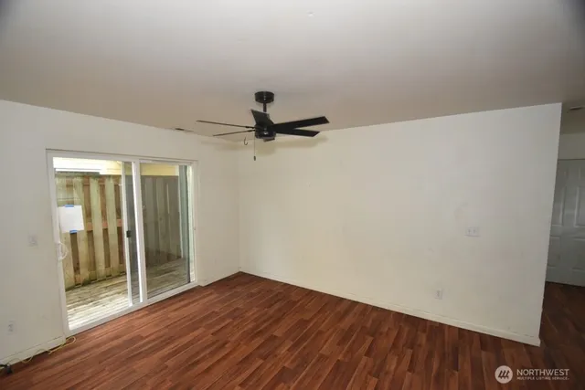 $385,900 | 7907 Port Susan Place, Unit 6, Stanwood, WA 98292