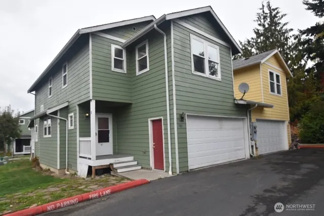 $385,900 | 7907 Port Susan Place, Unit 6, Stanwood, WA 98292