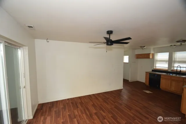 $385,900 | 7907 Port Susan Place, Unit 6, Stanwood, WA 98292