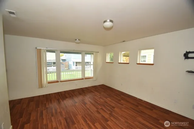 $385,900 | 7907 Port Susan Place, Unit 6, Stanwood, WA 98292